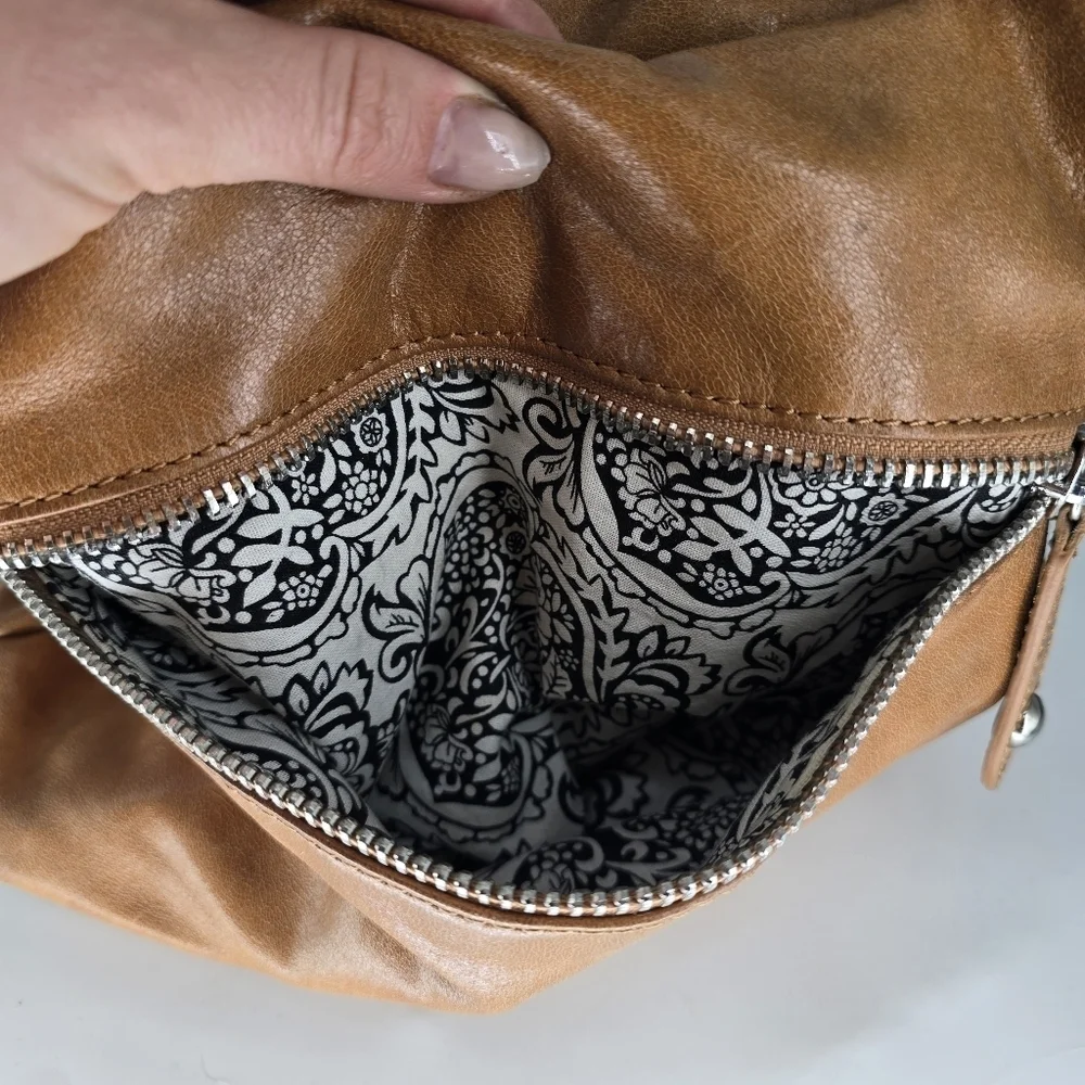 Hobo leather slouchy saddle shoulder bag boho